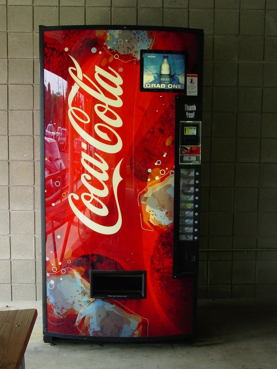 Questions To Ask When Buying a Vending Machine (16 Questions)